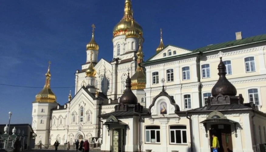 Припис ДЕСС Почаївській лаврі: чому це стосується громадян і вірян