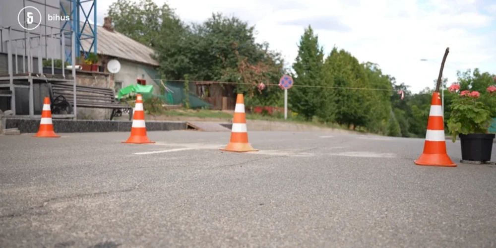 Хроніка демонтажу огорожі Феофанії: сім дат і 30 ділянок