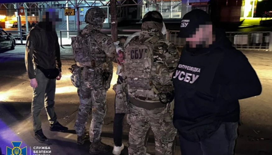 Вилучення вибухового пристрою на автовокзалі у Рівному після затримання агента РФ
